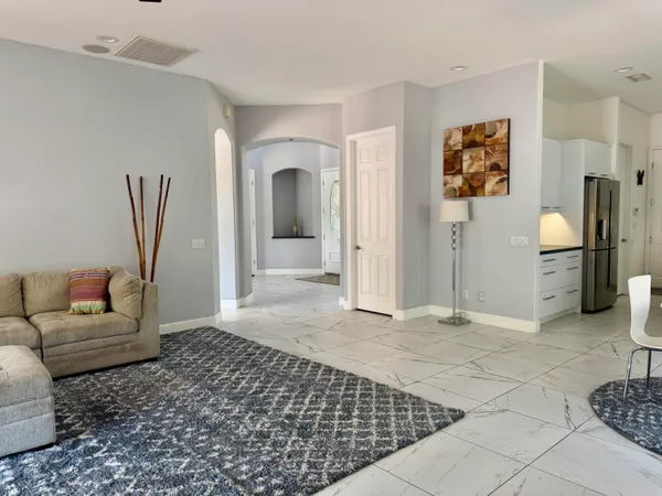 $1,295,000 | 25 Buckingham Way, Rancho Mirage, CA 92270