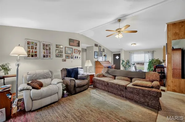 $329,000 | 5671 State Rd Bb, Stoutland, MO 65567