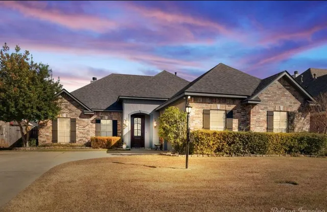 $269,900 | 707 Fox Den, Haughton, LA 71037