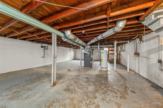 $89,900 | 7806 Underhill Drive, St. Louis, MO 63133