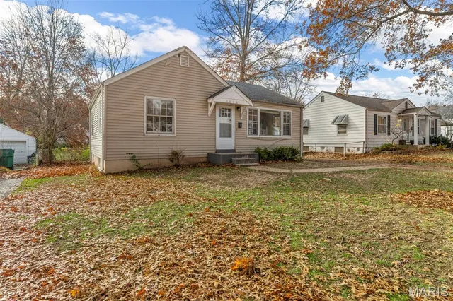 $89,900 | 7806 Underhill Drive, St. Louis, MO 63133