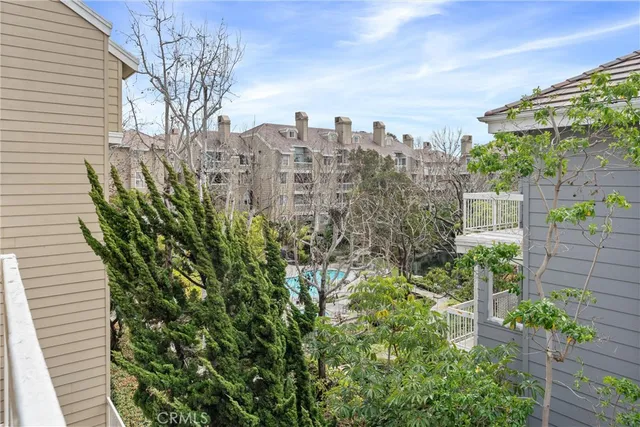 a view of a tall building