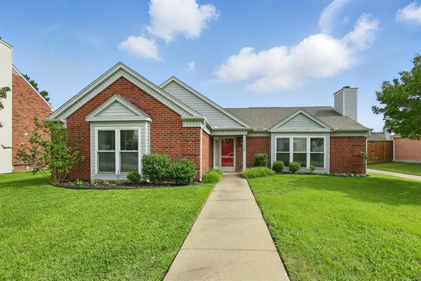 $399,000 | 1338 Saddleback Lane, Lewisville, TX 75067