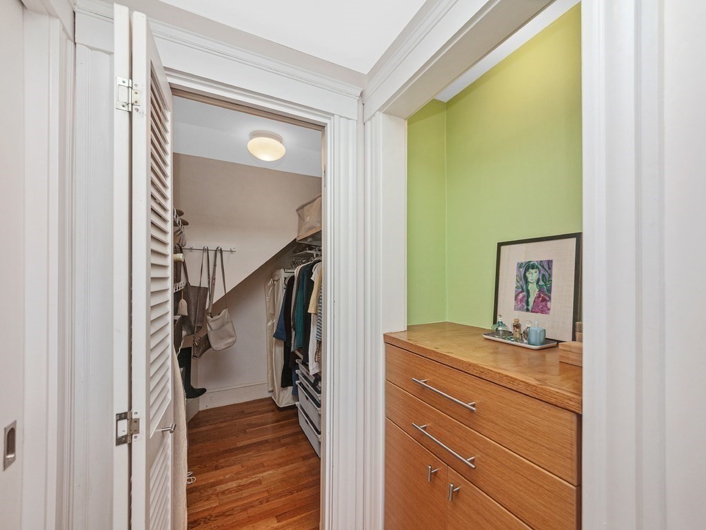 8 Clark Court Brookline, MA 02445 - Photo 15 of 29