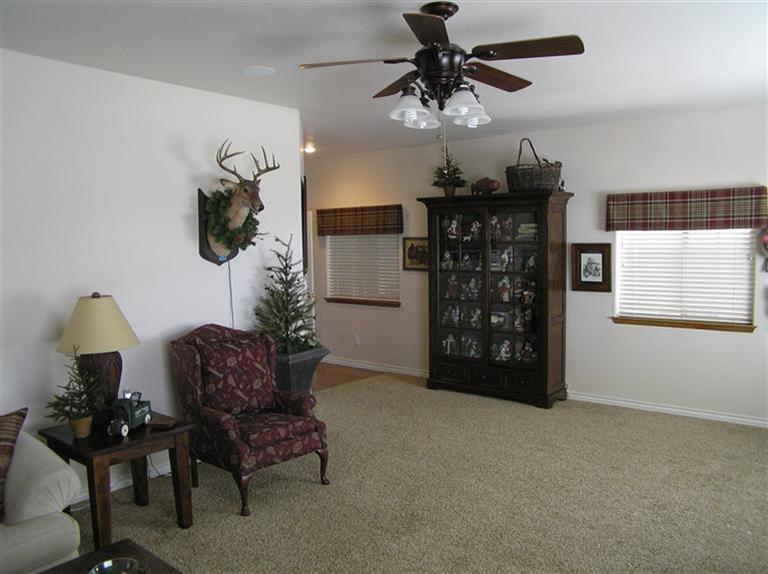 27881 Bear Valley Road Tehachapi, CA 93561 - Photo 22 of 81 Gallery Image 22