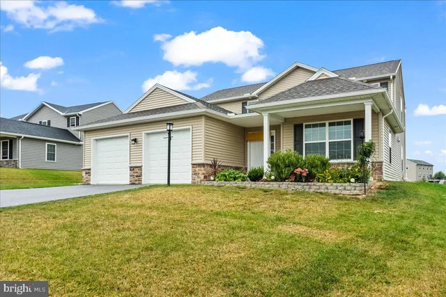 $484,900 | 206 Eagle Road, Dillsburg, PA 17019