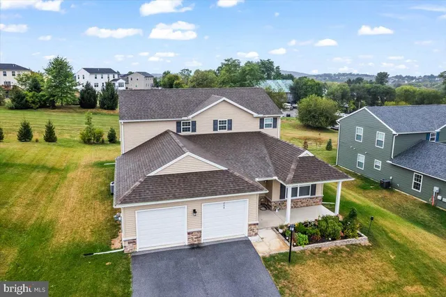 $484,900 | 206 Eagle Road, Dillsburg, PA 17019