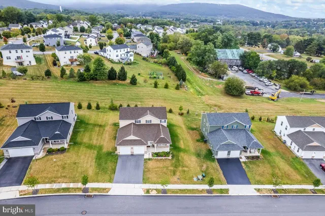 $484,900 | 206 Eagle Road, Dillsburg, PA 17019