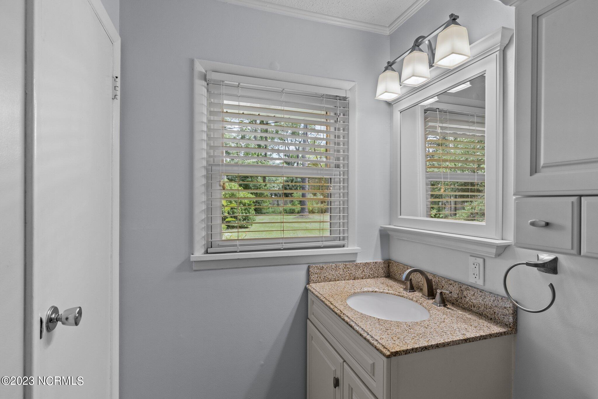 4303 Country Club Road Morehead City, NC 28557 - Photo 25 of 46