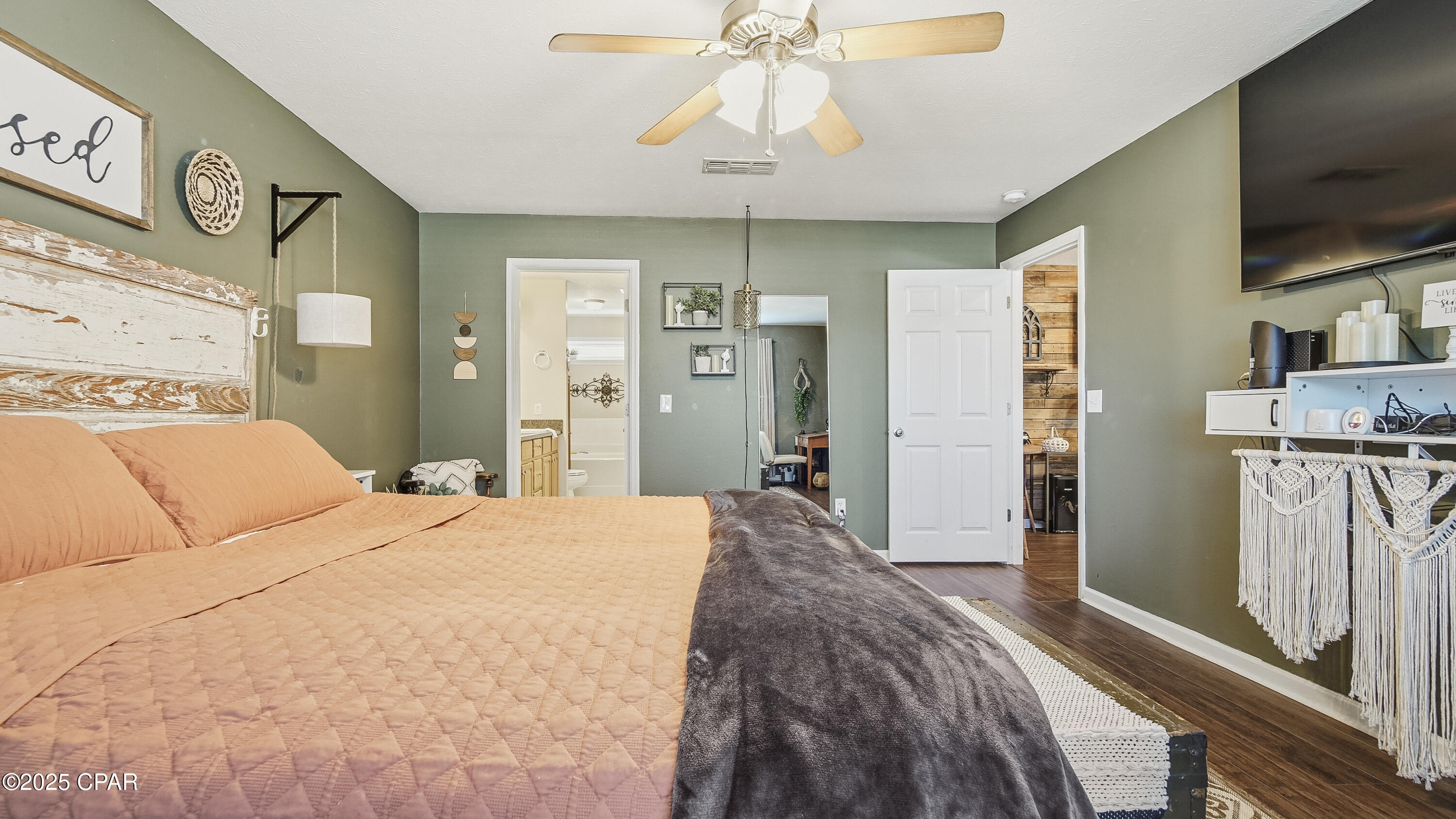 11086 Faircloth Road Bristol, FL 32321 - Photo 18 of 33