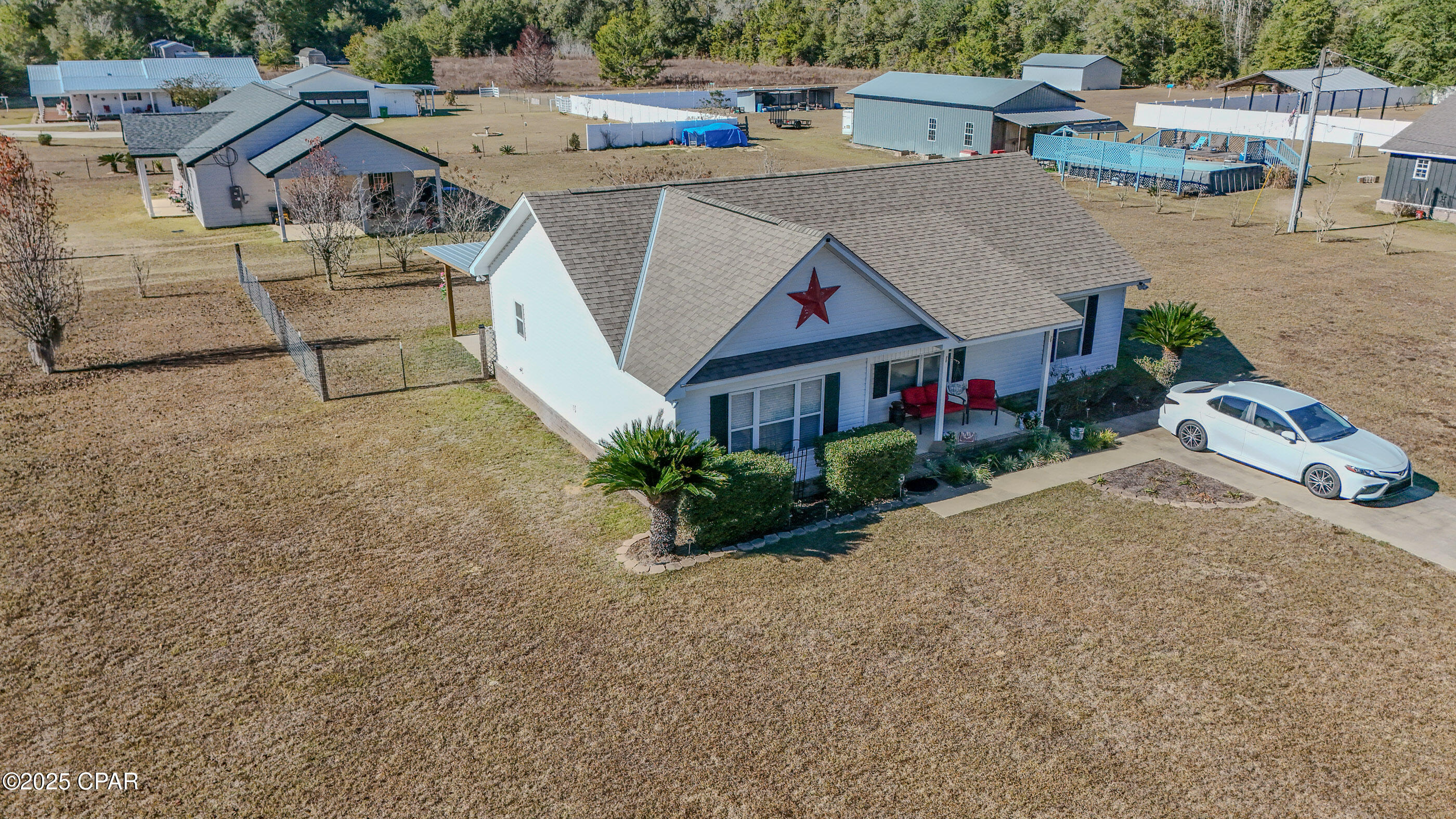 11086 Faircloth Road Bristol, FL 32321 - Photo 2 of 33