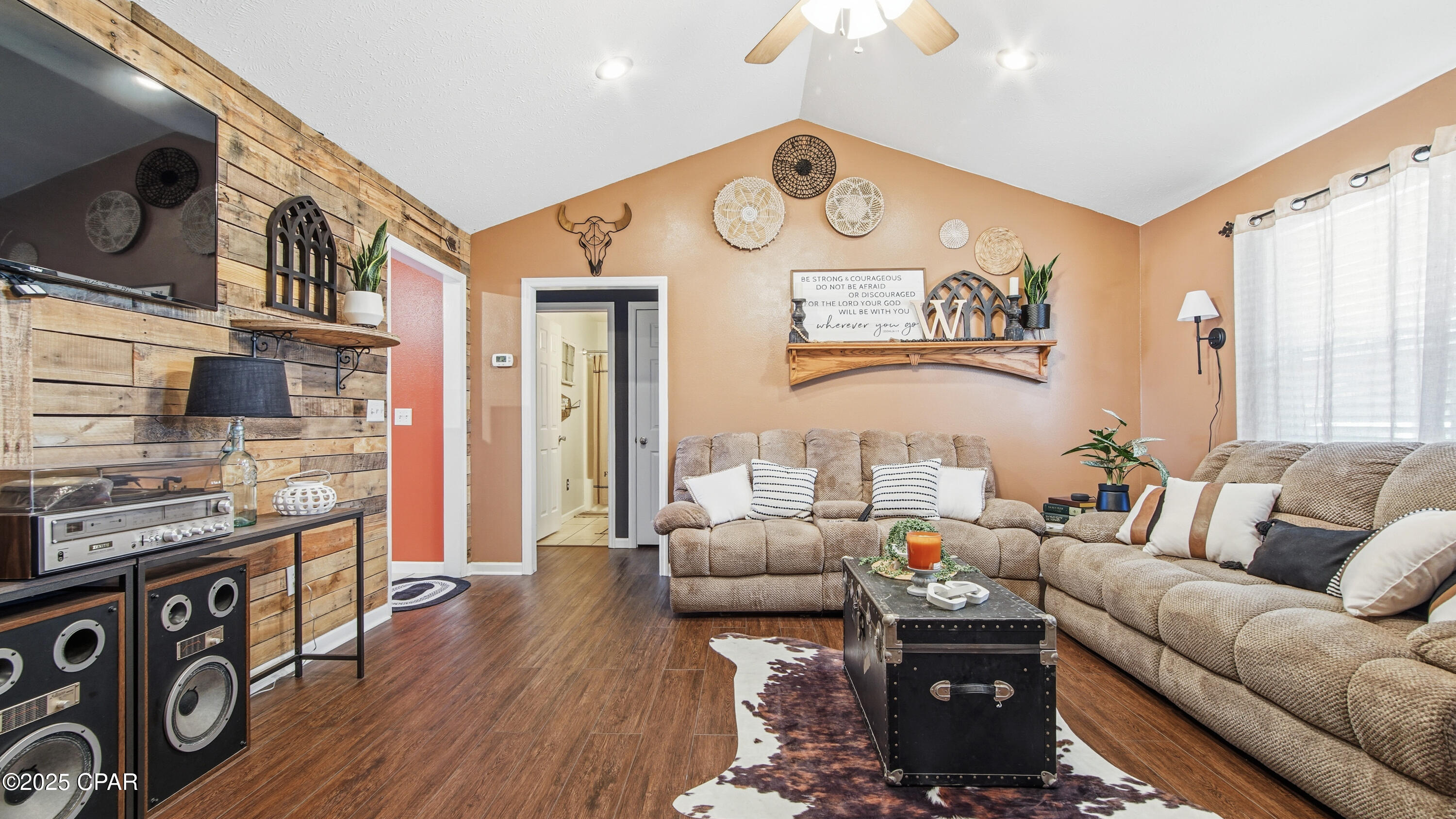 11086 Faircloth Road Bristol, FL 32321 - Photo 7 of 33