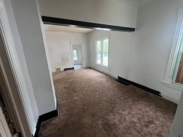 $64,900 | 429 East Locust Street, Kankakee, IL 60901