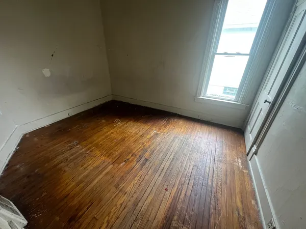 $64,900 | 429 East Locust Street, Kankakee, IL 60901