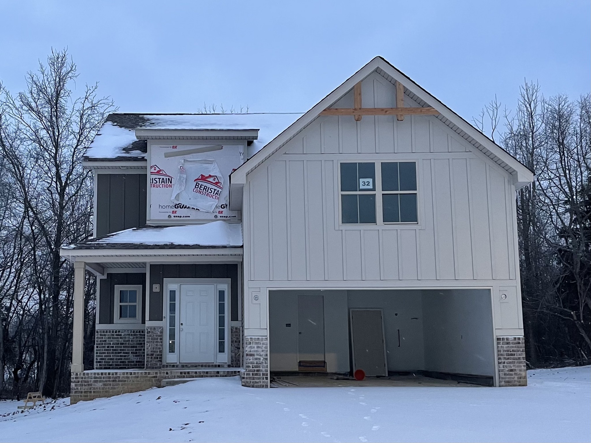 377 Fieldstone Lane Springfield, TN 37172 - Photo 1 of 2 a front view of a house with a garage