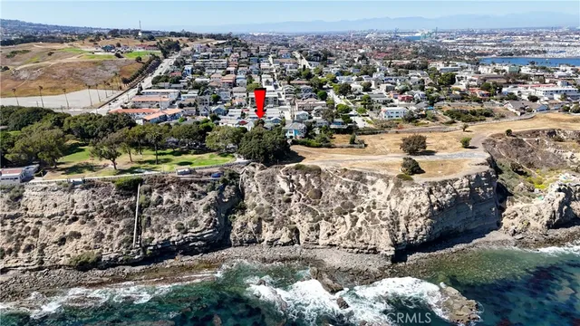 $1,699,900 | 690 West Paseo Del Mar, San Pedro, CA 90731