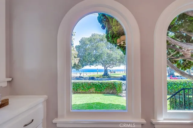 $1,699,900 | 690 West Paseo Del Mar, San Pedro, CA 90731