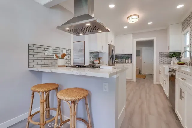 $1,699,900 | 690 West Paseo Del Mar, San Pedro, CA 90731