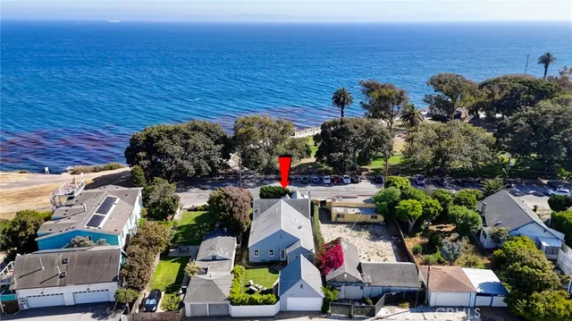 $1,699,900 | 690 West Paseo Del Mar, San Pedro, CA 90731