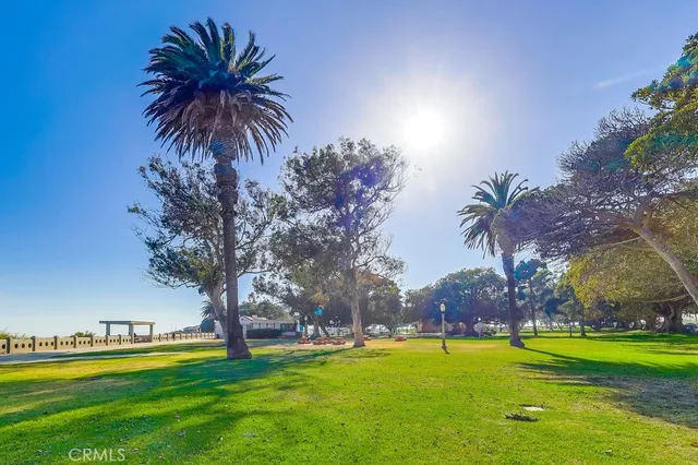 $1,699,900 | 690 West Paseo Del Mar, San Pedro, CA 90731