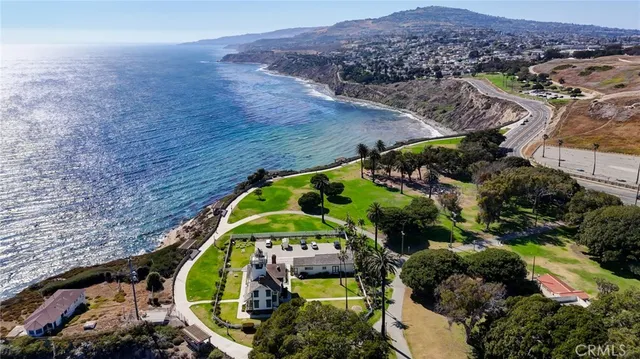 $1,699,900 | 690 West Paseo Del Mar, San Pedro, CA 90731