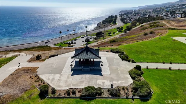 $1,699,900 | 690 West Paseo Del Mar, San Pedro, CA 90731