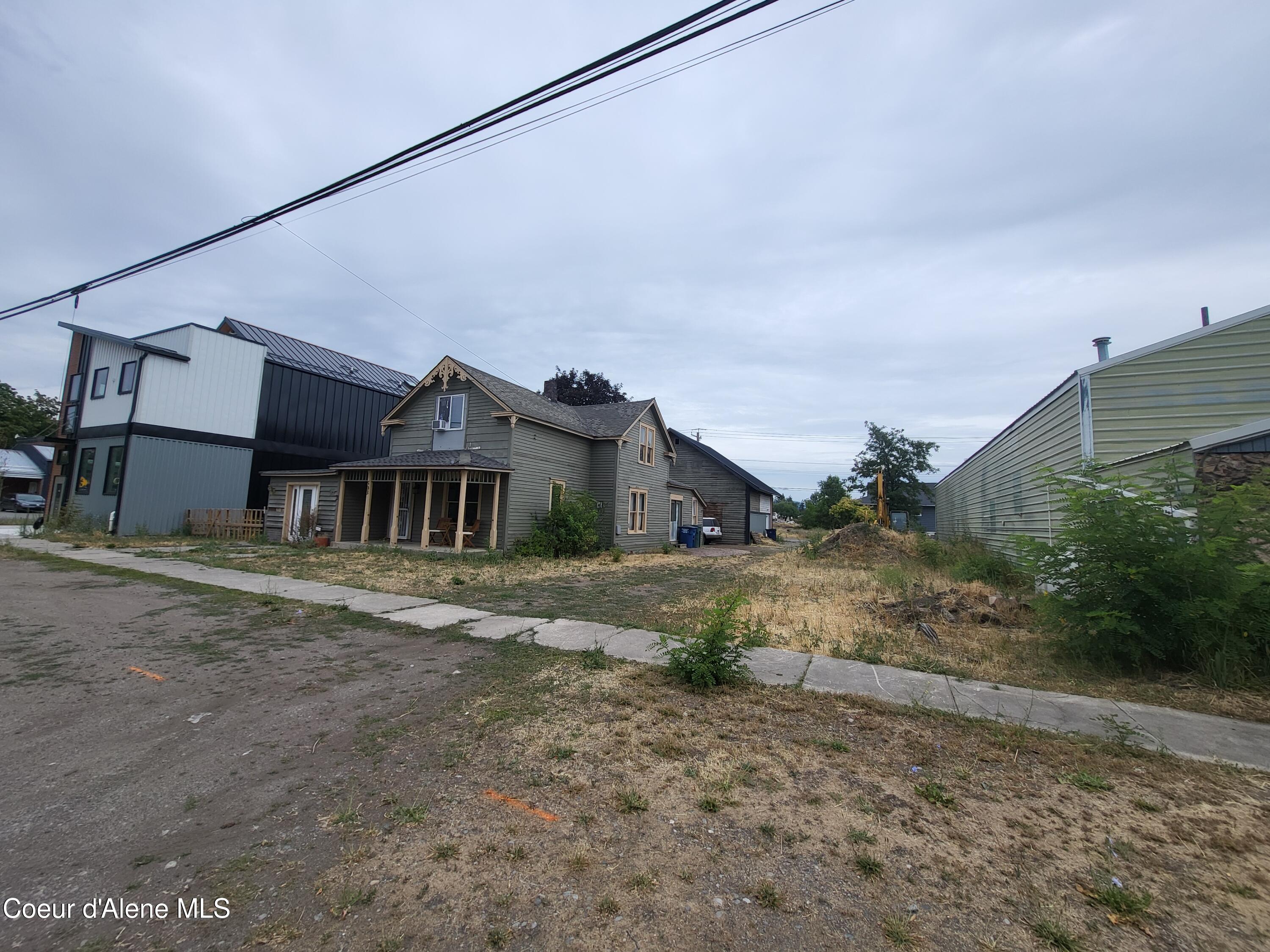 503 East 3rd Avenue Post Falls, ID 83854 - Photo 2 of 7 20250721_093257