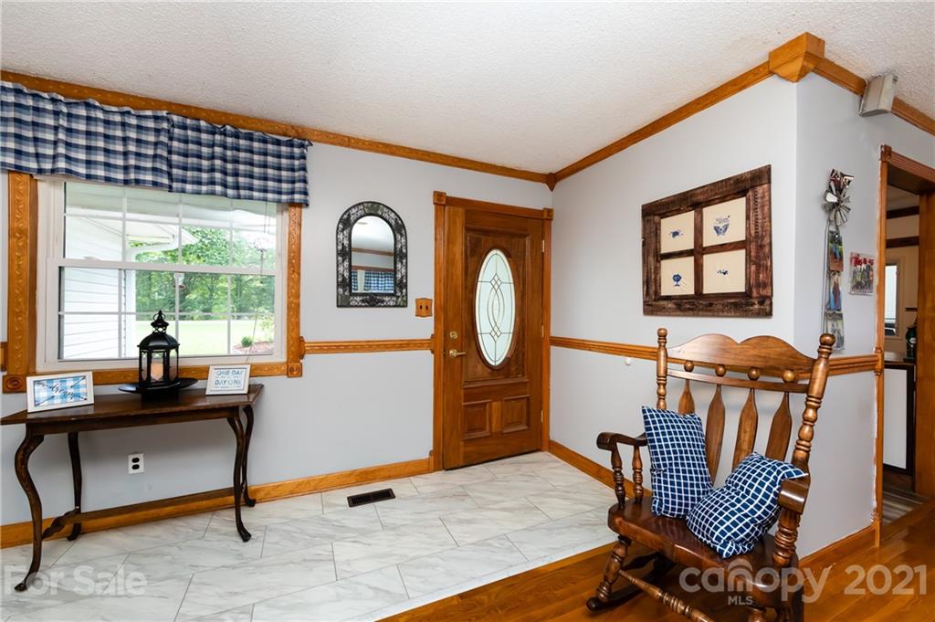 2051 Jim McCarter Road Clover, SC 29710 - Photo 9 of 31 Gallery Image 9