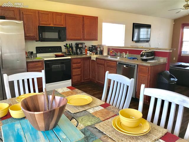 7472 Farmcrest Road Colorado Springs, CO 80925 - Photo 14 of 33
