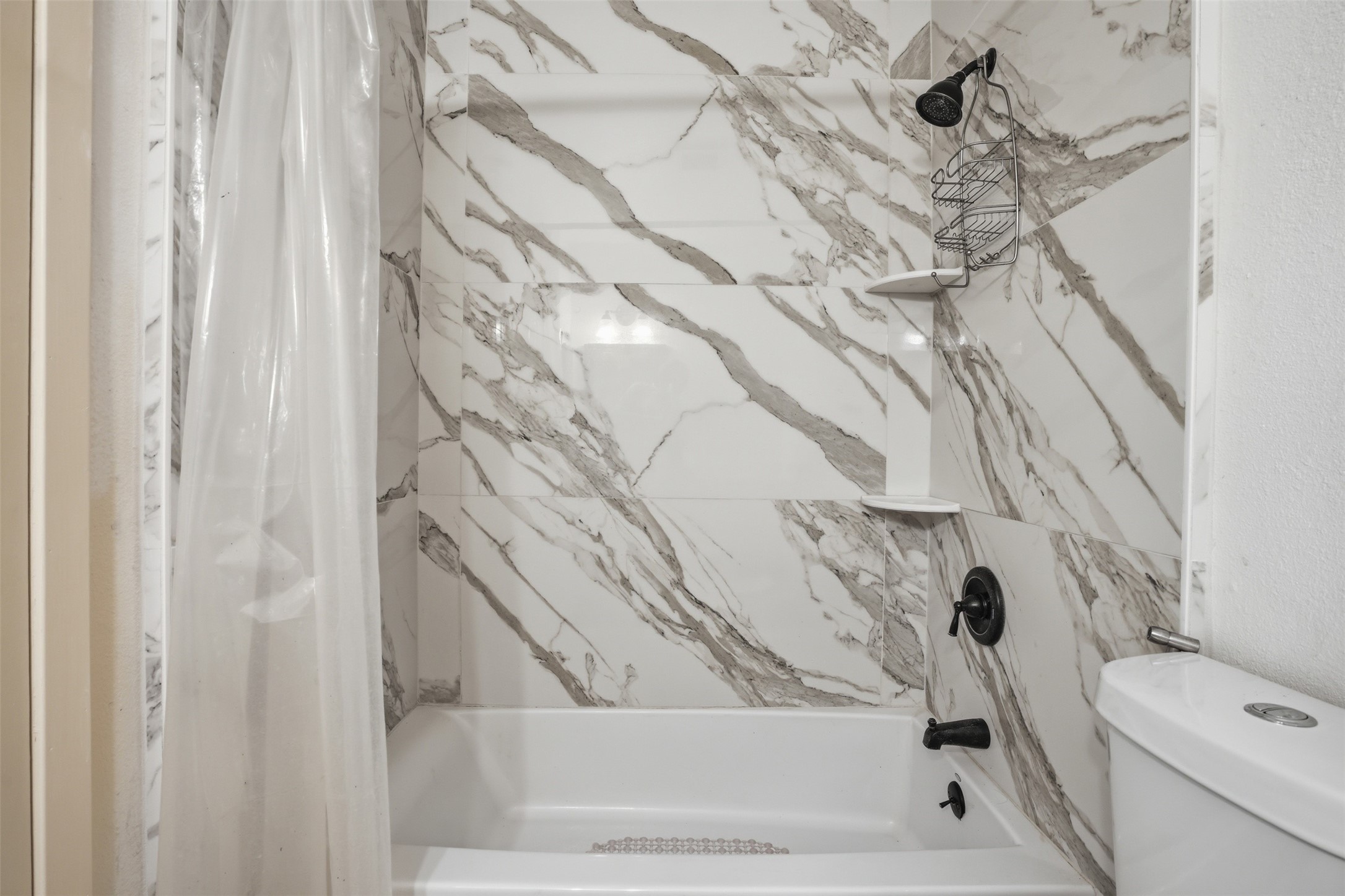 2200 Cypress Landing Road, Unit A3 Houston, TX 77090 - Photo 14 of 17 Beautiful updated primary bath
