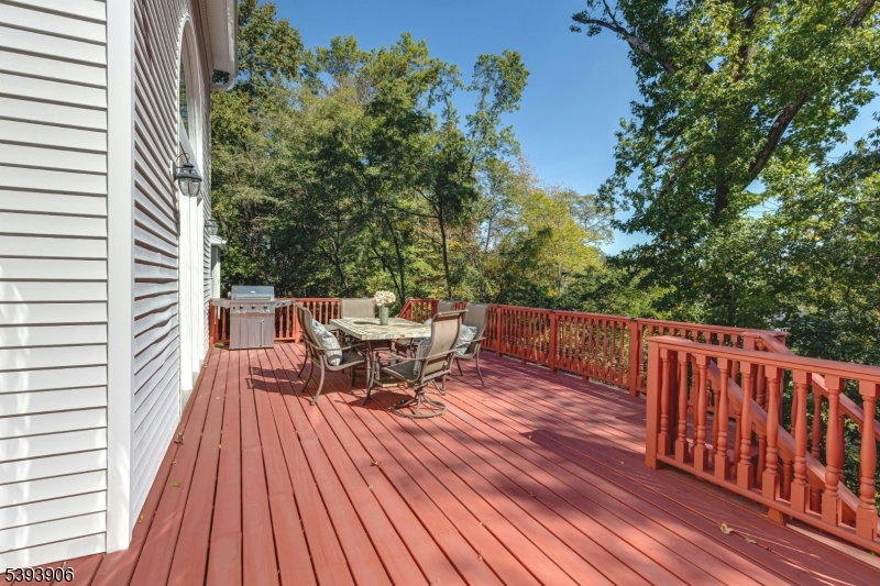 1241 Rahway Road Scotch Plains, NJ 07076 - Photo 45 of 50