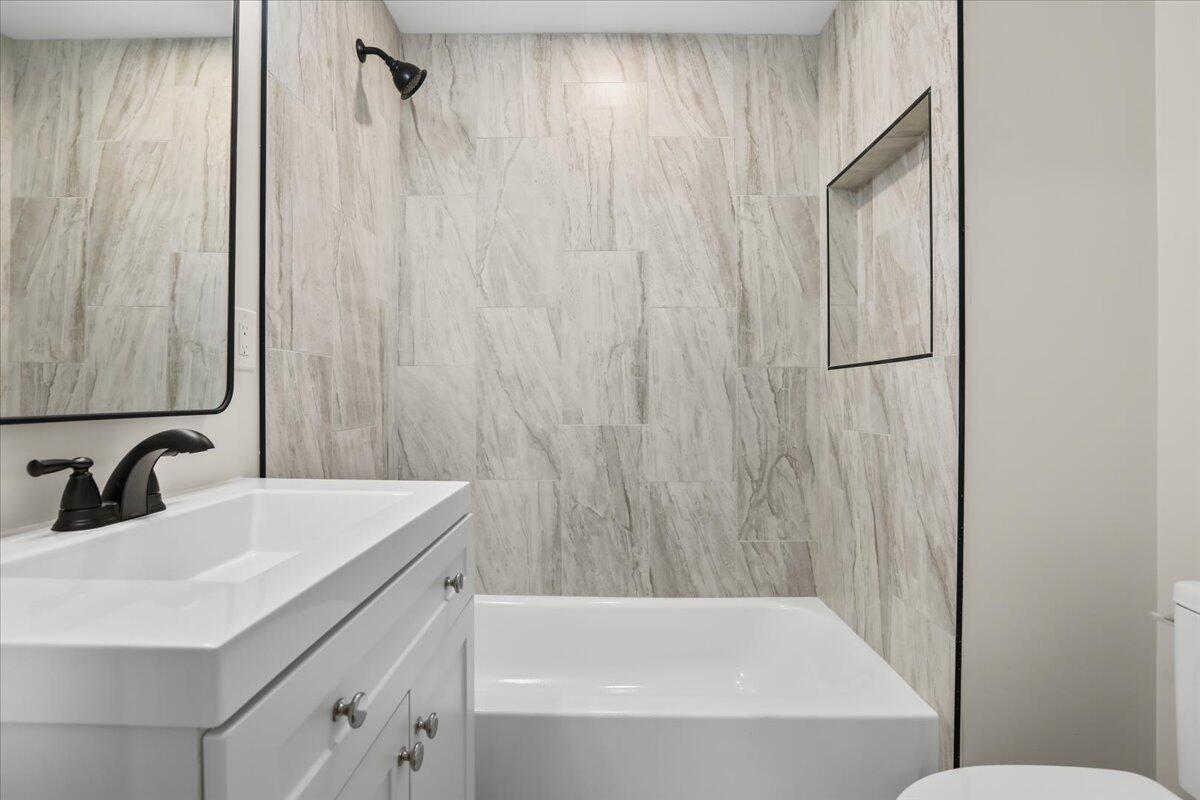 47043 Curtis Road Northville, MI 48168 - Photo 29 of 38 29-47043 Curtis Rd