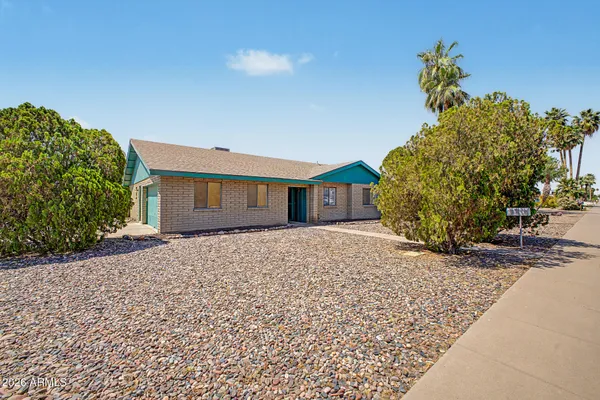 $401,000 | 2557 East Encanto Street, Mesa, AZ 85213