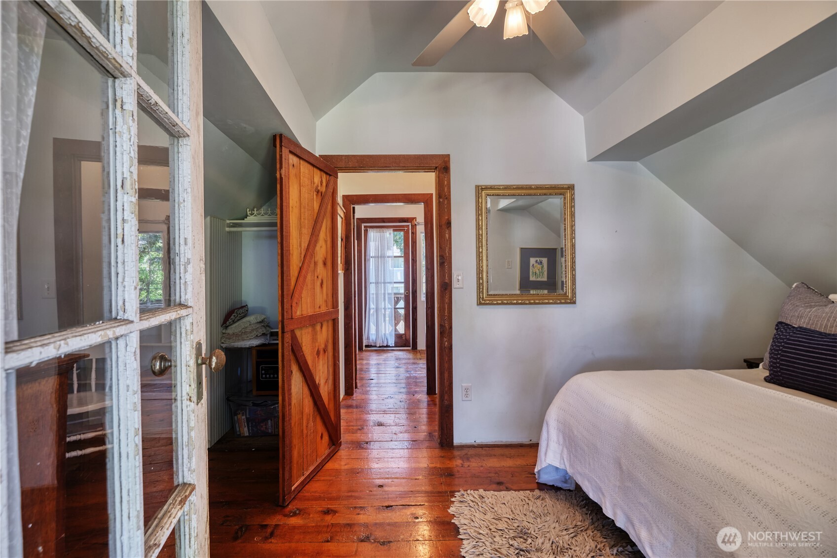 2111 Maple Street Point Roberts, WA 98281 - Photo 19 of 28 Gallery Image 19