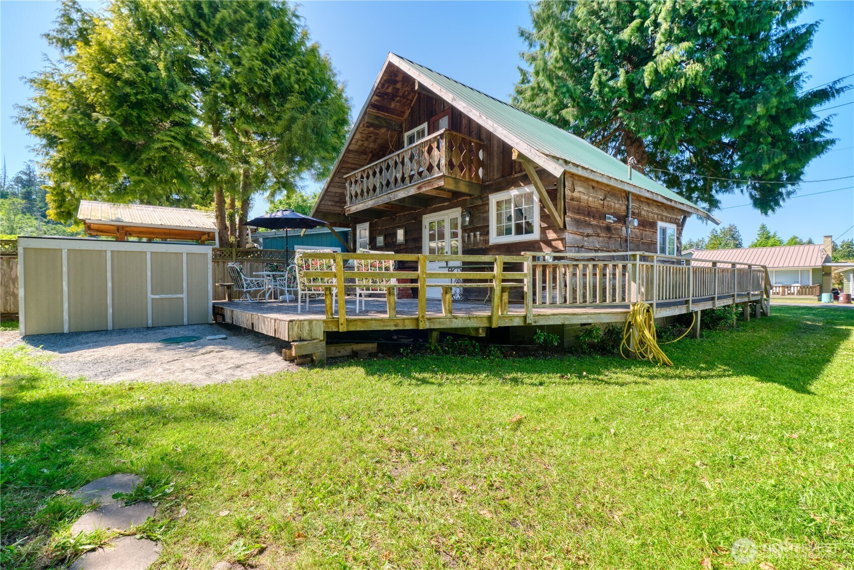 2111 Maple Street Point Roberts, WA 98281 - Photo 25 of 28 Gallery Image 25