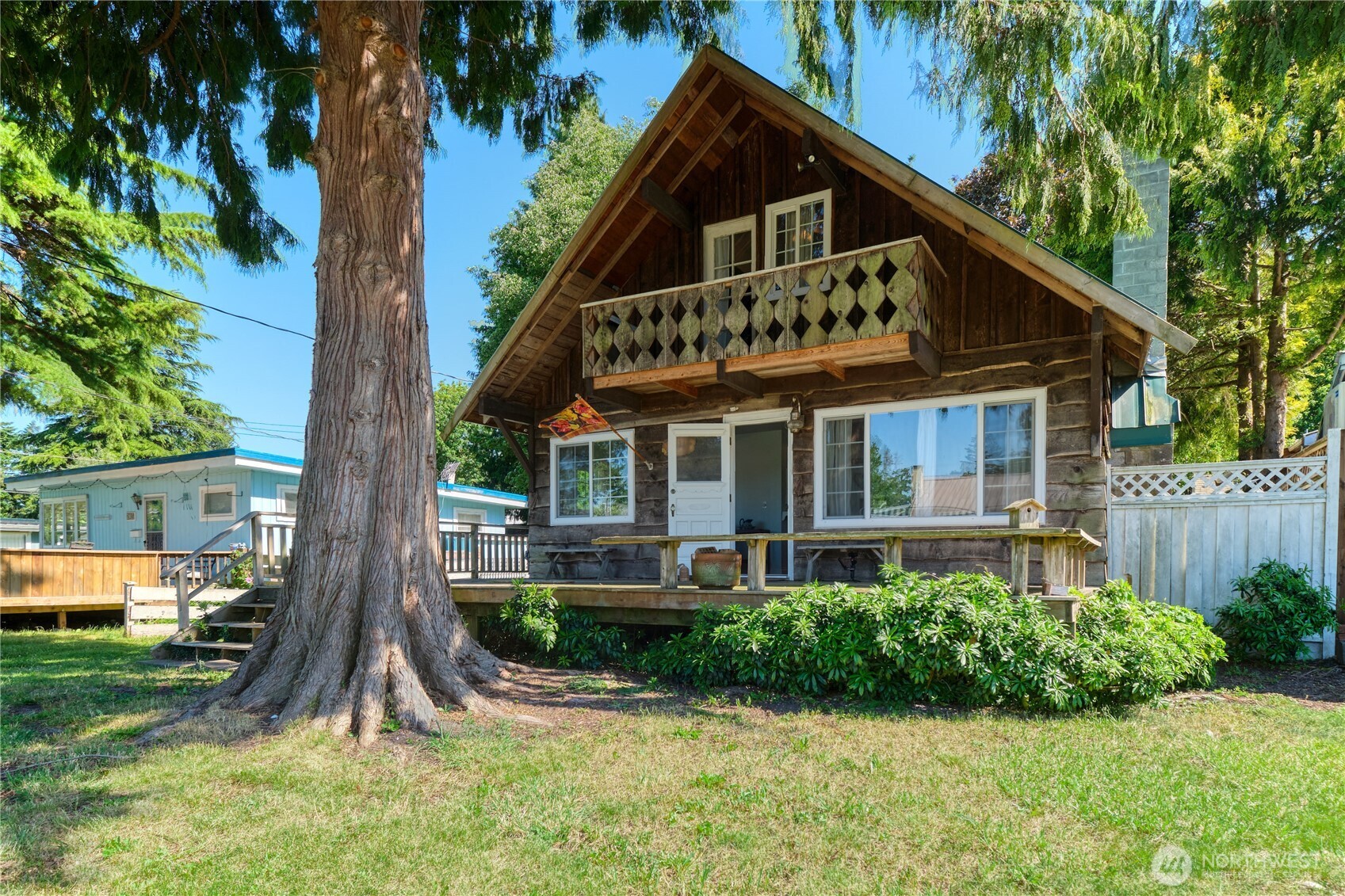 2111 Maple Street Point Roberts, WA 98281 - Photo 26 of 28 Gallery Image 26