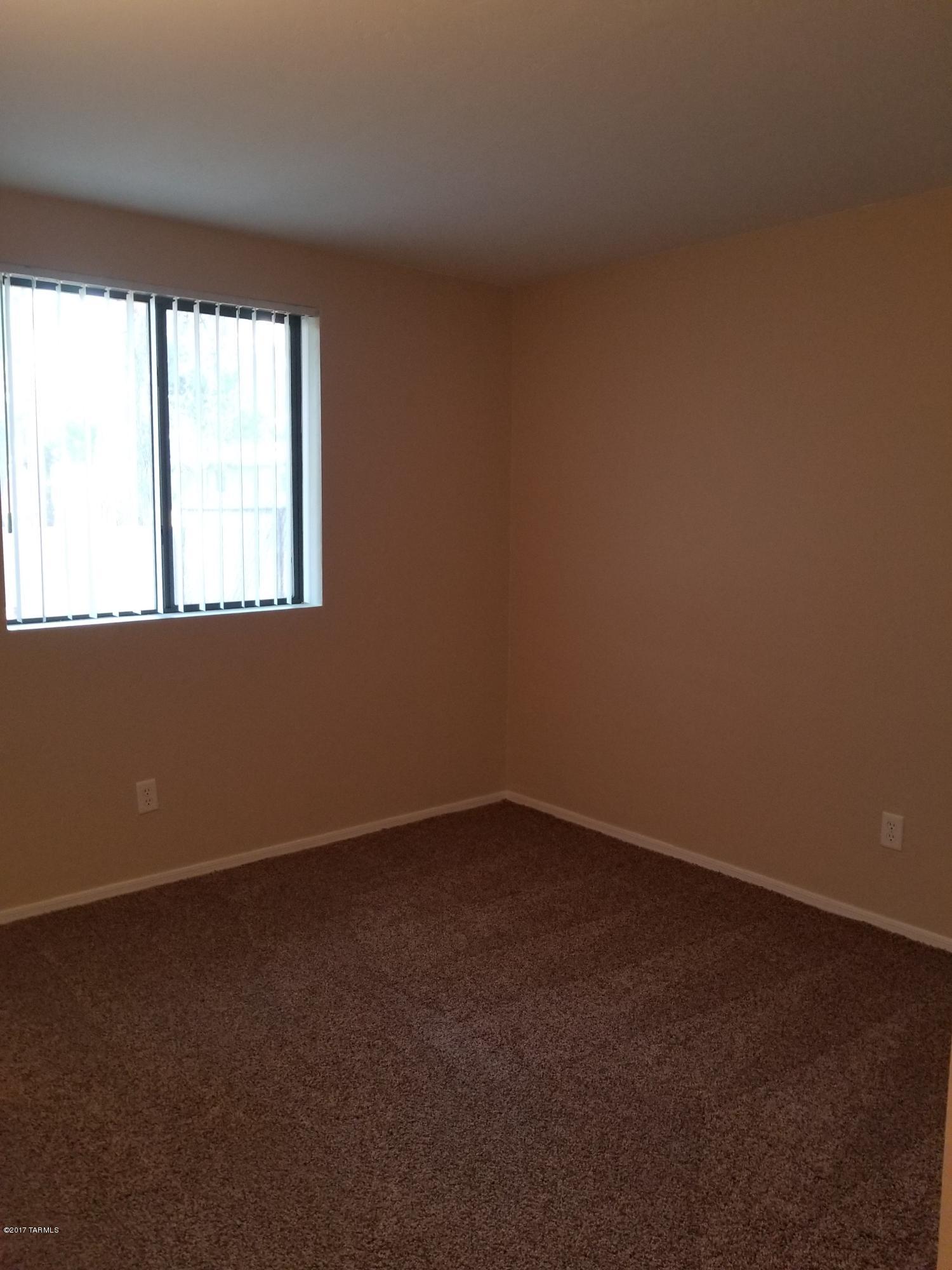 350 North Silverbell Road, Unit 147 Tucson, AZ 85745 - Photo 5 of 16