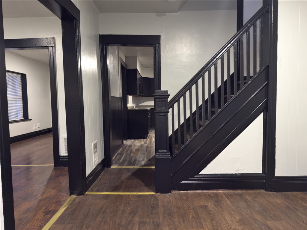 52 Frances Street Rochester, NY 14609 - Photo 4 of 17