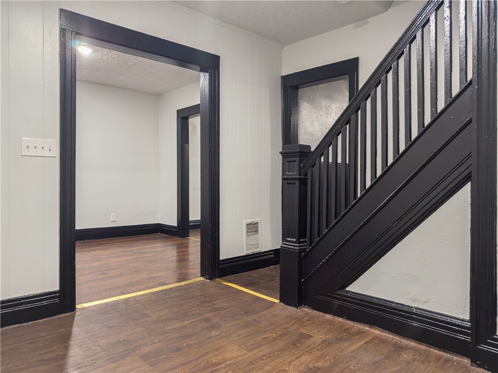 52 Frances Street Rochester, NY 14609 - Photo 5 of 17