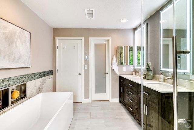 $1,395,000 | 133 Montego Key, Novato, CA 94949