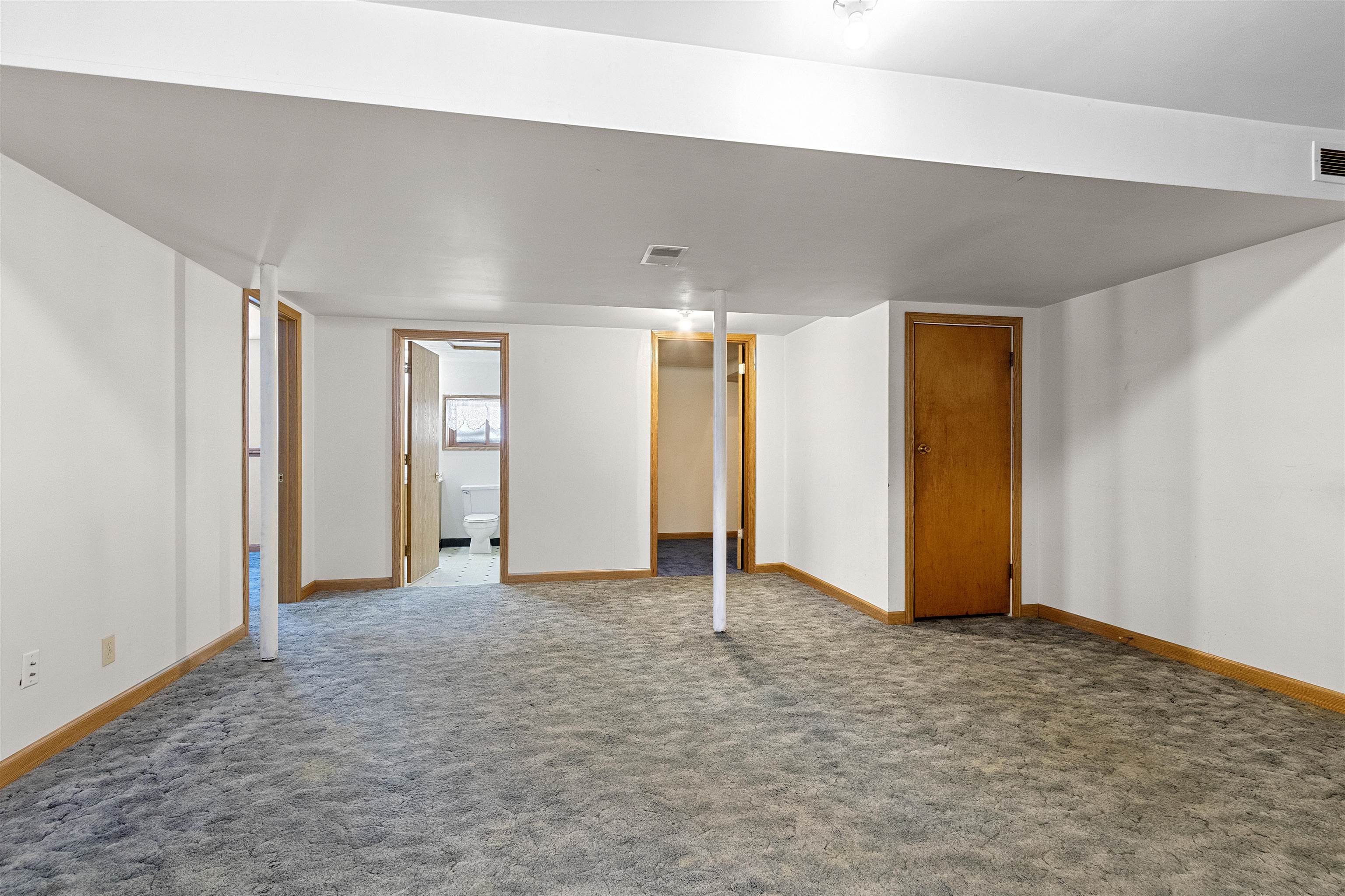 W4770 Ertl Road Menasha, WI 54952 - Photo 31 of 62