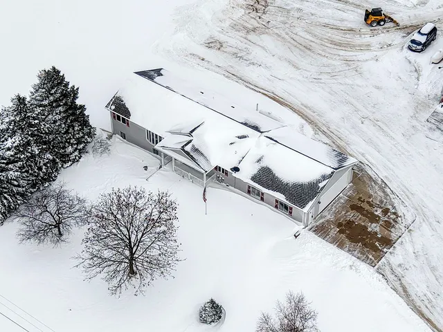 $360,000 | W4770 Ertl Road, Menasha, WI 54952