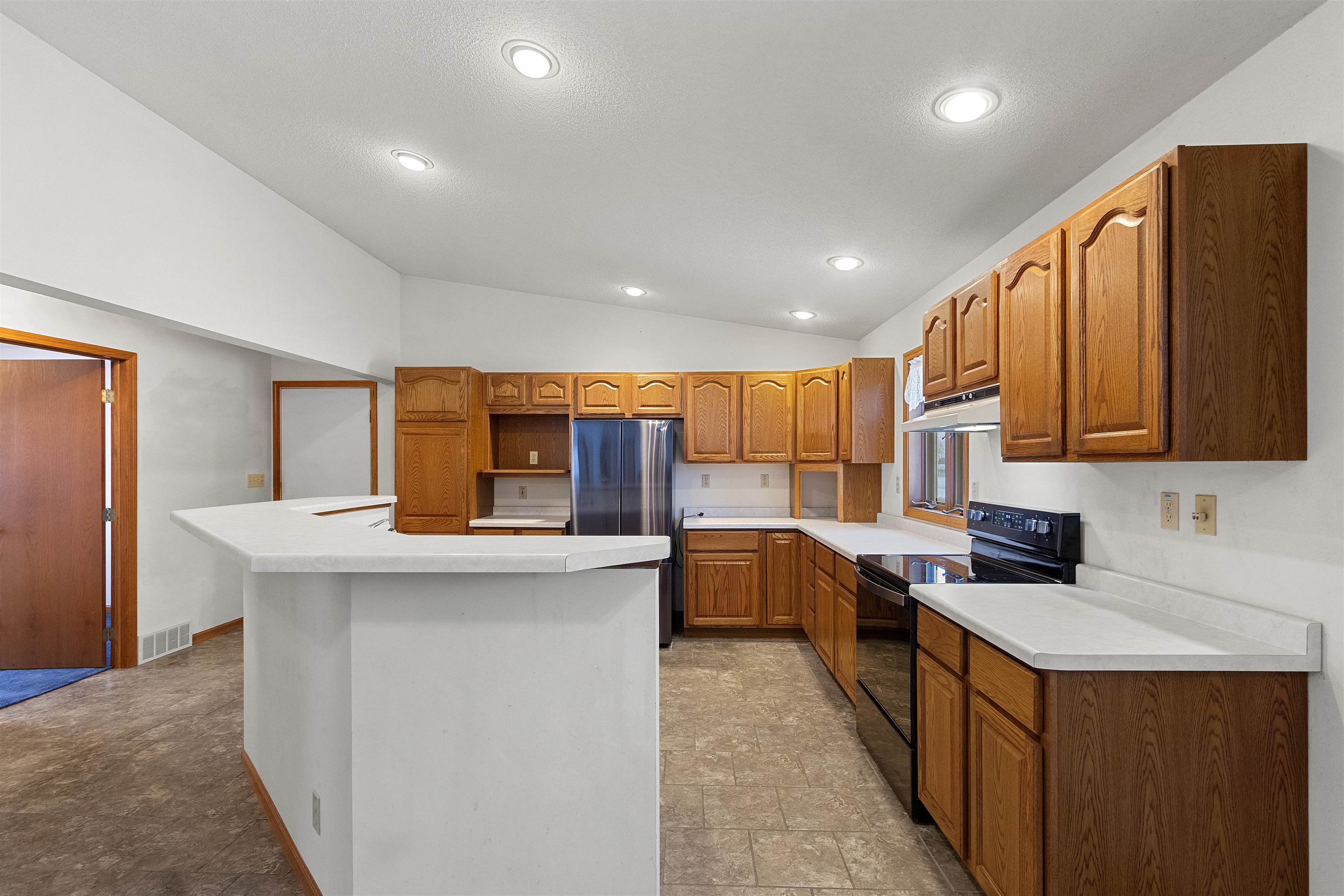 W4770 Ertl Road Menasha, WI 54952 - Photo 7 of 62