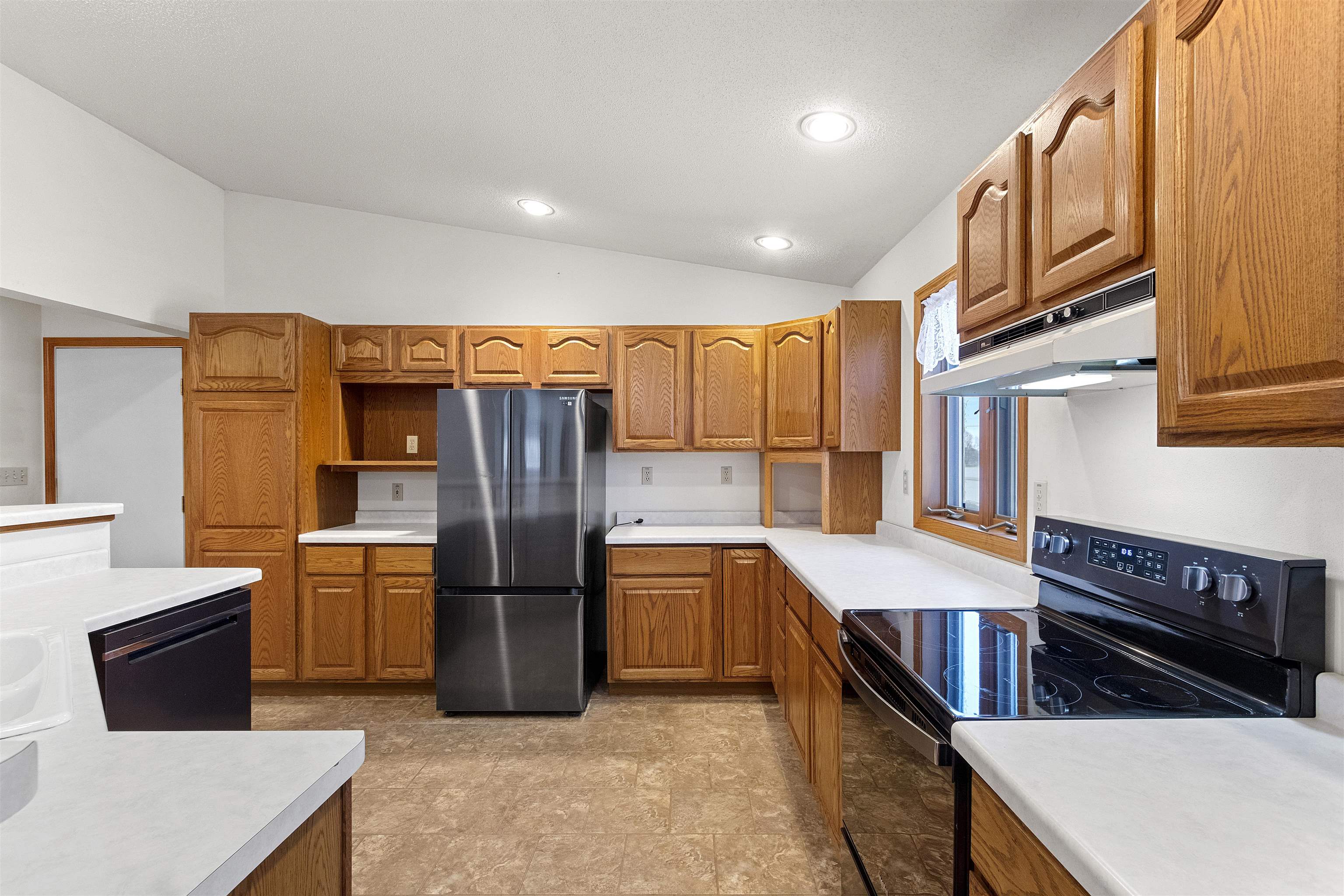 W4770 Ertl Road Menasha, WI 54952 - Photo 8 of 62