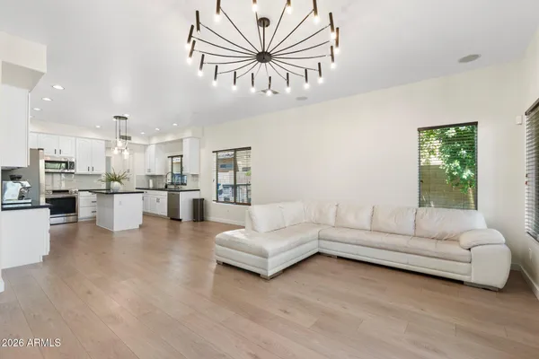 $835,500 | 4960 East Colonial Drive, Chandler, AZ 85249