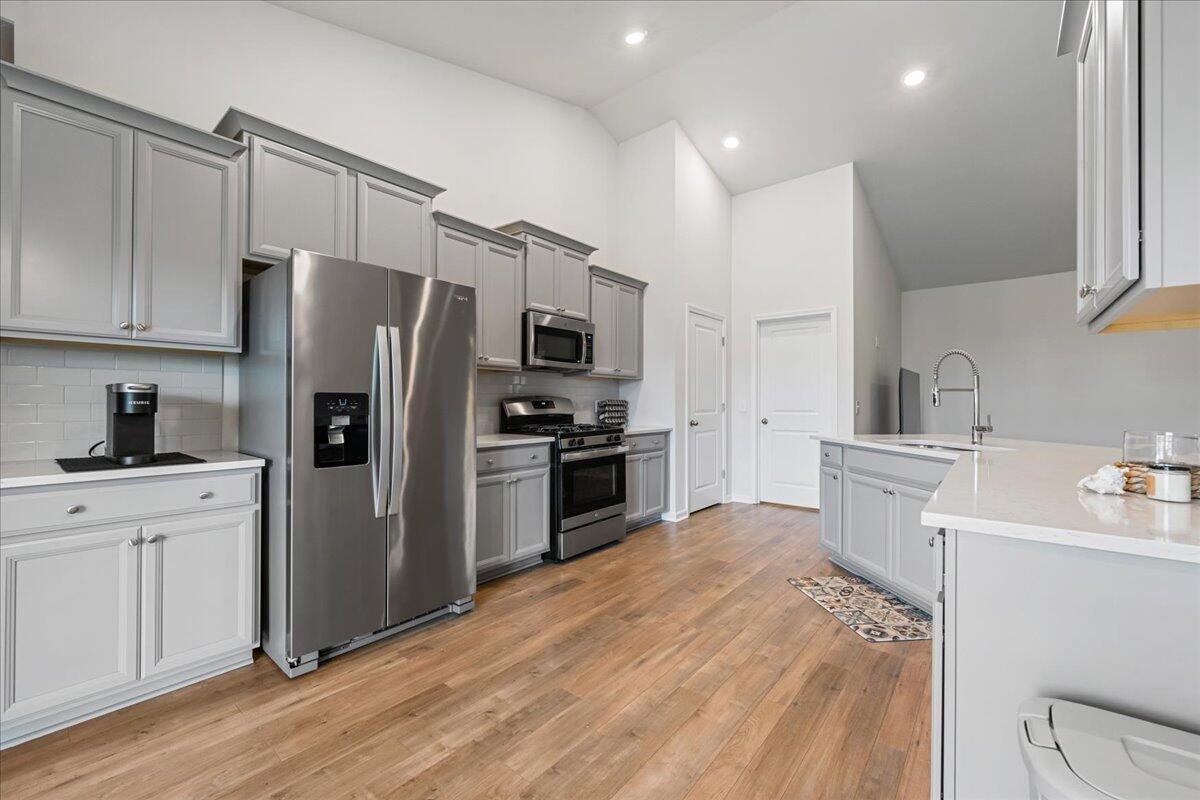 706 Squire Pope Road Summerville, SC 29486 - Photo 11 of 52 Kitchen