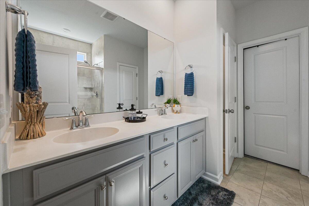 706 Squire Pope Road Summerville, SC 29486 - Photo 17 of 52 Owner Ensuite