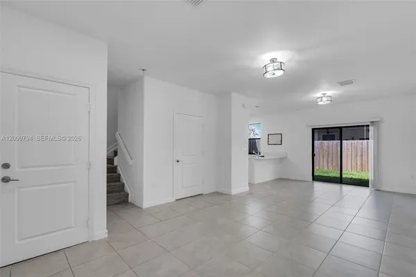 $2,800 | 23077 Southwest 129th Place, Miami, FL 33177