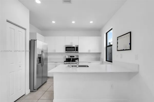$2,800 | 23077 Southwest 129th Place, Miami, FL 33177