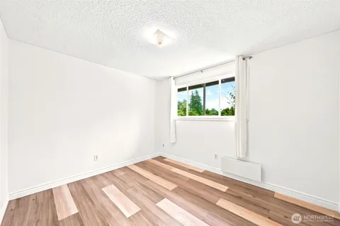 $335,000 | 16307 177th Avenue Southeast, Unit B, Monroe, WA 98272